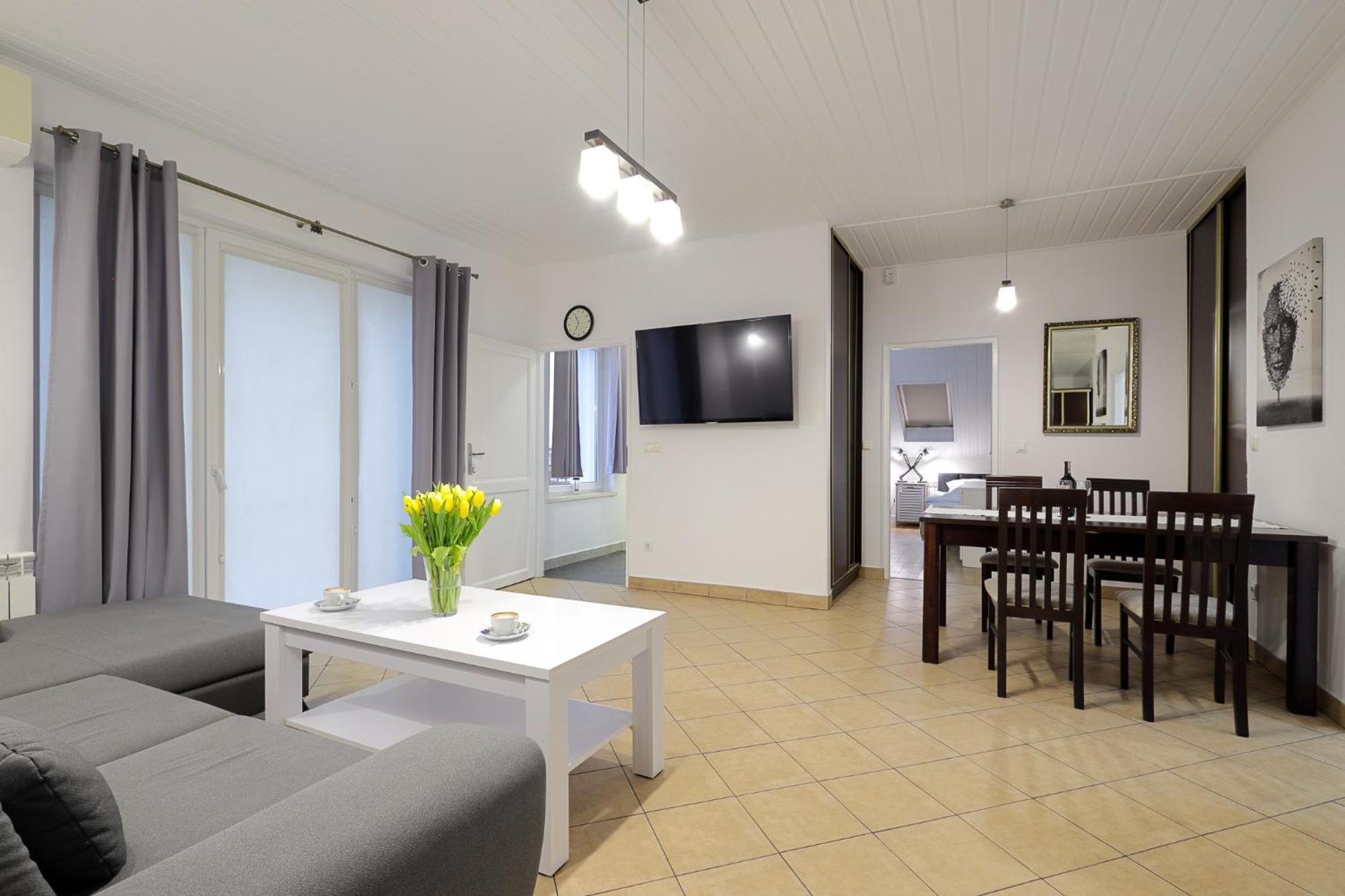 Dworek Rozany Hotel & Restauracja Namysłów Bagian luar foto