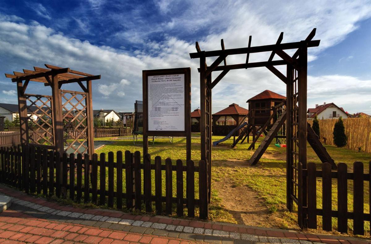 Dworek Rozany Hotel & Restauracja Namysłów Bagian luar foto